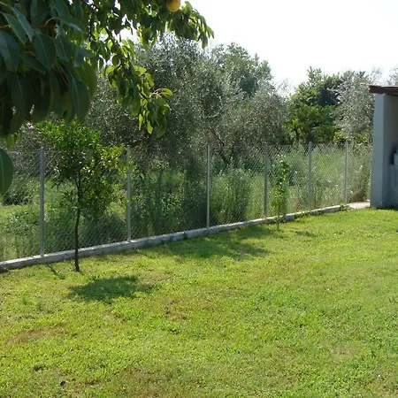 Gorjelina 's House Tatil Evi *